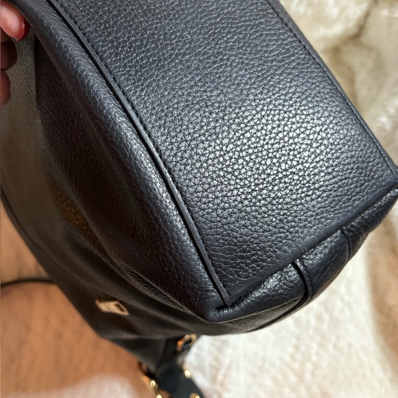 Coach Val Duffle Black Leather Shoulder Bag - Picture 9 of 16